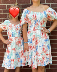 Teen Textured Floral Smocked Puff Sleeve