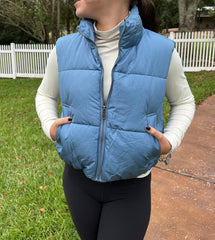 Cropped Zipper Closure Puffer Vest